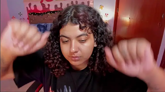  Lilly miller online show from December 5, 7:10 pm