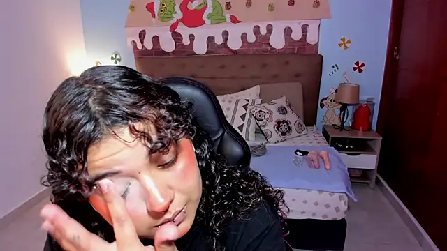  Lilly miller online show from January 10, 9:05 pm