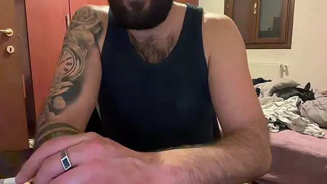 maialinofriuli online show from March 6, 1:05 am