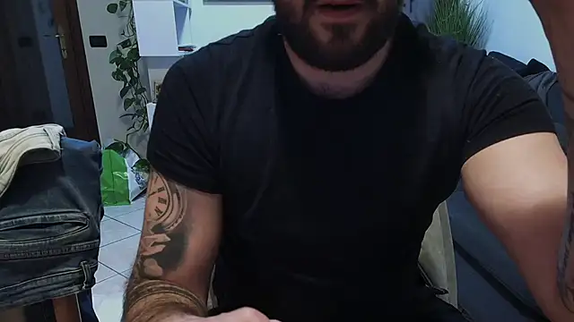 maialinofriuli online show from November 26, 10:55 pm