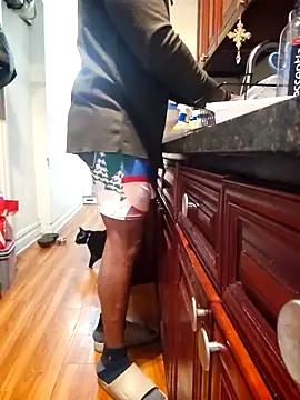 Snapshot of Gotabodiee chatting on November 10, 9:47 pm Gotabodiee online show from November 10, 9:47 pm