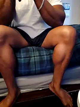 Snapshot of Gotabodiee chatting on November 30, 4:55 pm Gotabodiee online show from November 30, 4:55 pm