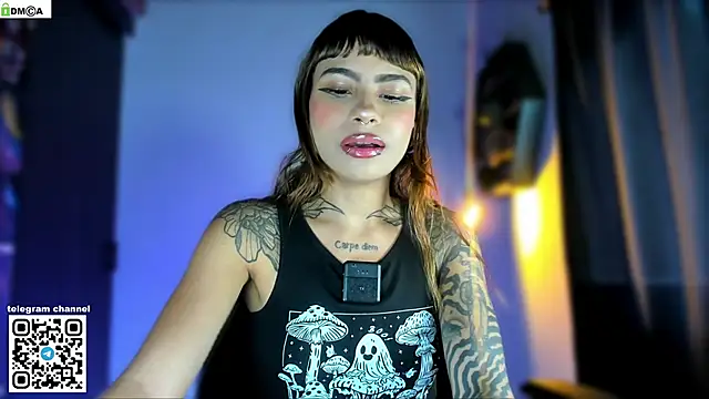 Snapshot of sofiafenty chatting on November 25, 5:57 pm sofiafenty online show from November 25, 5:57 pm