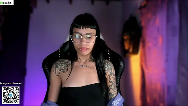 Snapshot of sofiafenty chatting on January 18, 11:58 am sofiafenty online show from January 18, 11:58 am