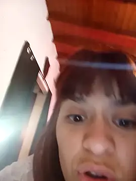 Snapshot of Putitaa34 chatting on November 15, 8:05 pm Putitaa34 online show from November 15, 8:05 pm