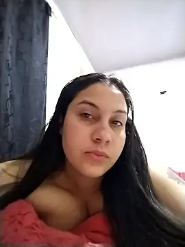 Snapshot of esmeralda_jadees chatting on January 17, 1:05 pm esmeralda jadees online show from January 17, 1:05 pm