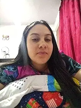 Snapshot of esmeralda_jadees chatting on January 18, 2:21 pm esmeralda jadees online show from January 18, 2:21 pm