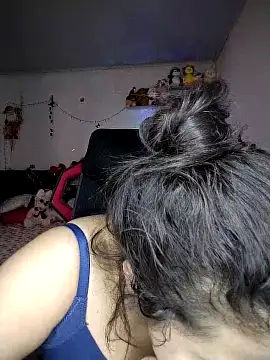 Snapshot of esmeralda_jadees chatting on February 4, 9:09 pm esmeralda jadees online show from February 4, 9:09 pm