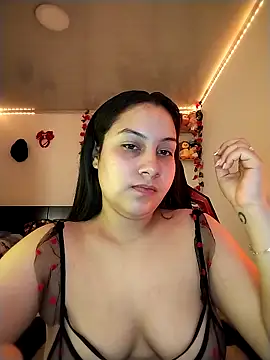Snapshot of esmeralda_jadees chatting on May 9, 8:25 pm esmeralda jadees online show from May 9, 8:25 pm