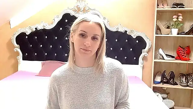 Snapshot of Diamond888 chatting on March 1, 6:04 am Diamond888 online show from March 1, 6:04 am