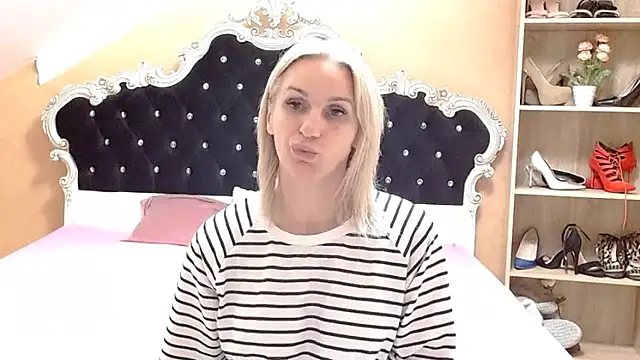 Snapshot of Diamond888 chatting on March 2, 7:09 am Diamond888 online show from March 2, 7:09 am