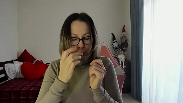 Snapshot of MANKAmmm1 chatting on March 6, 8:52 am MANKAmmm1 online show from March 6, 8:52 am