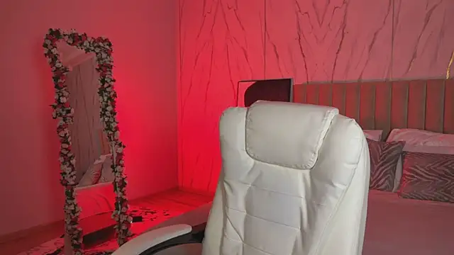  Vikky Moon  online show from November 29, 12:57 am