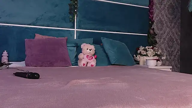 SunnyGlow online show from October 9, 4:54 am