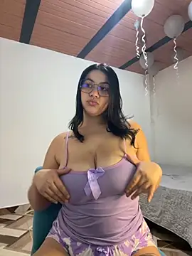 roldanmary online show from December 5, 2:09 am