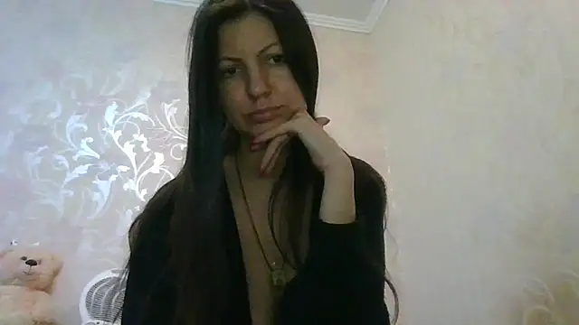 AliseWats online show from December 20, 5:09 pm