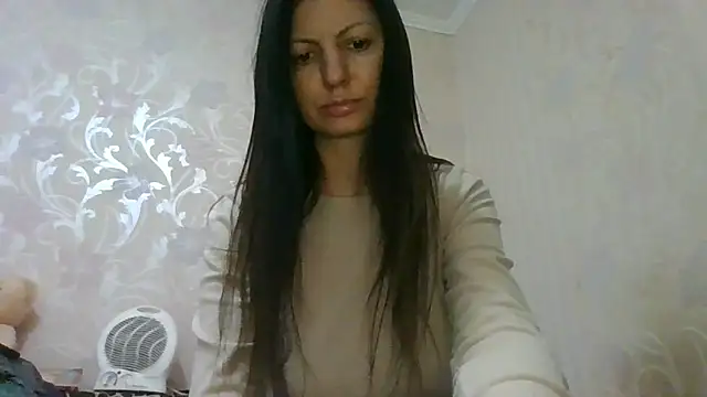 AliseWats online show from February 14, 6:48 pm