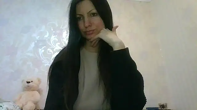 AliseWats online show from April 15, 8:53 pm