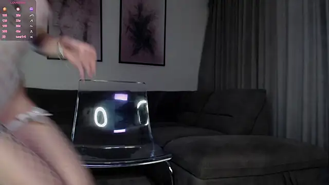 Snapshot of reinakylie chatting on October 17, 12:08 pm reinakylie online show from October 17, 12:08 pm