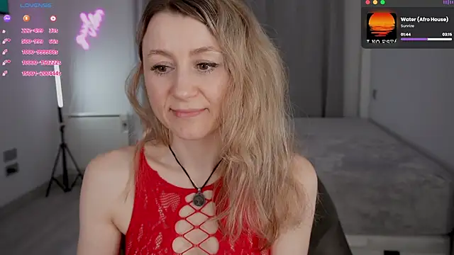   Milana     online show from March 28, 4:06 pm