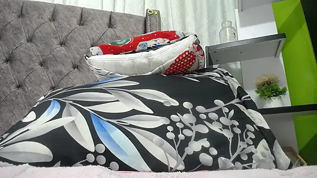 ANA-BULLOCK- online show from December 21, 12:12 pm