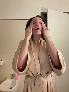 laprincesa2punto0 online show from March 18, 12:58 pm