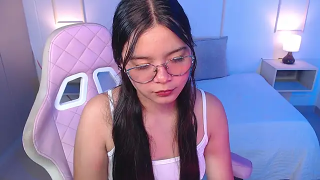 lilly 1948 online show from March 11, 7:47 pm