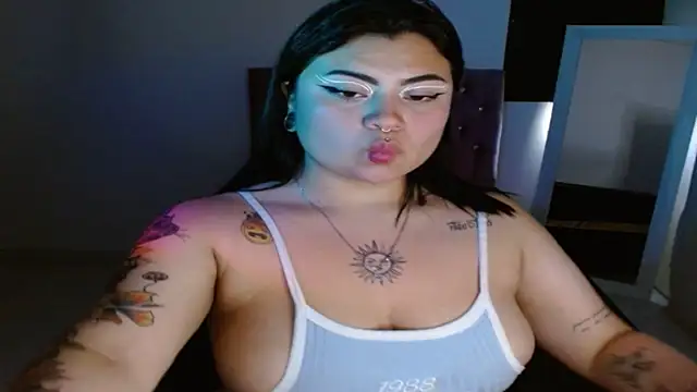 ISABELLA1609 online show from March 18, 5:42 pm