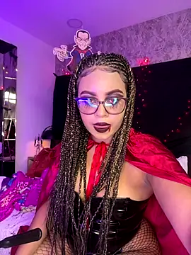 AlesiaCooper online show from October 31, 9:05 pm