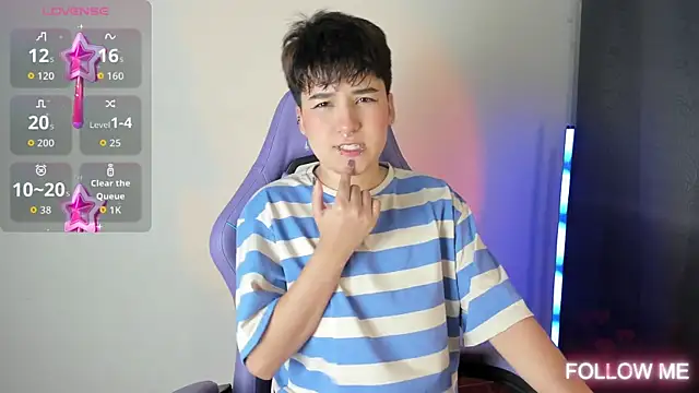 Snapshot of emma_cute7 chatting on November 20, 6:46 am emma cute7 online show from November 20, 6:46 am