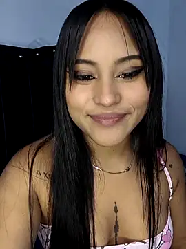 bella warzon online show from October 16, 12:11 am