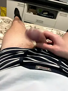 milan8886 online show from March 9, 10:58 pm