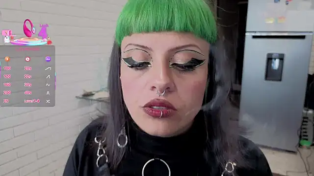 freyaa sorcerees online show from November 13, 3:00 pm