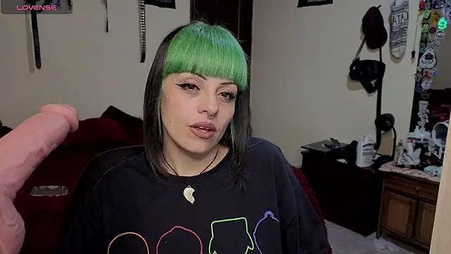 freyaa sorcerees online show from December 21, 7:37 am