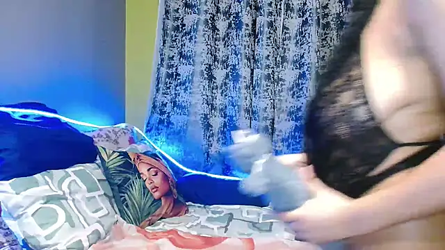 Tallwildnspicey98 online show from July 3, 4:19 am