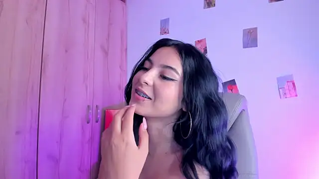 Snapshot of kanna_02 chatting on March 6, 11:23 pm kanna 02 online show from March 6, 11:23 pm