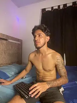 Snapshot of Zayn_kane chatting on June 16, 1:19 am Zayn kane online show from June 16, 1:19 am