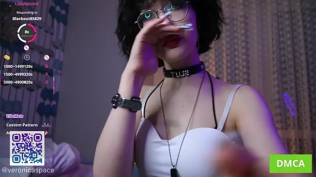 JodyHeap online show from February 26, 5:45 pm