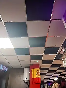 Seet Hanna online show from February 11, 9:20 pm