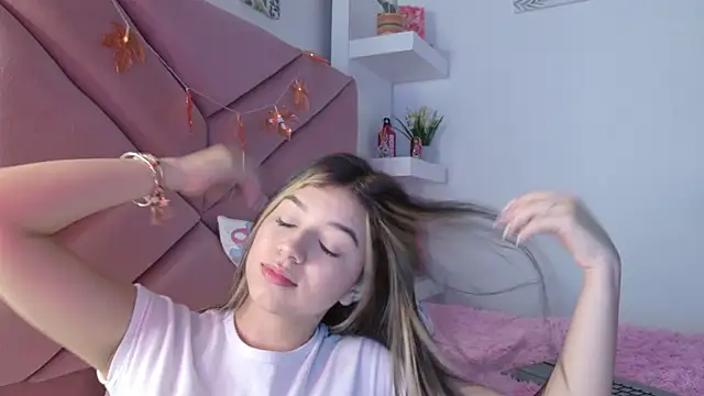 eva sin18 online show from September 13, 11:15 pm