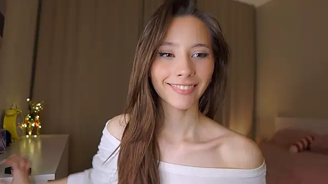 Snapshot of EditaBails chatting on February 11, 7:19 pm EditaBails online show from February 11, 7:19 pm