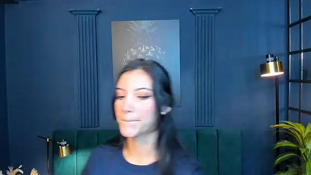 Snapshot of roxy_hell chatting on February 3, 1:05 pm roxy hell online show from February 3, 1:05 pm