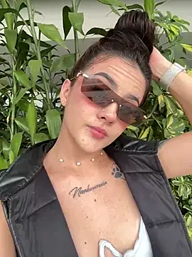 Paulet Johnson online show from March 15, 7:48 pm