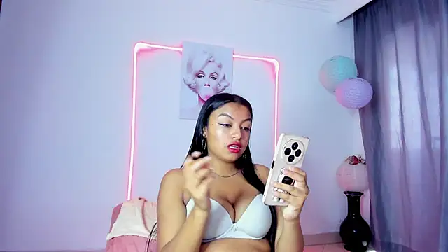 sweet cinamon online show from November 25, 2:39 pm