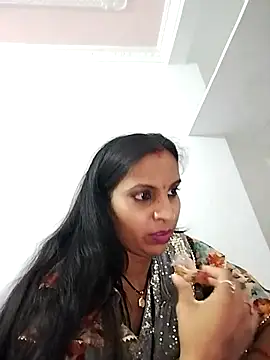 Hotty-Nidhi online show from March 19, 12:34 pm