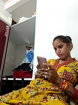 Hotty-Nidhi online show from September 28, 7:25 am