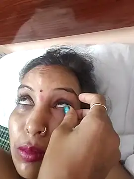 Hotty-Nidhi online show from October 24, 1:35 am