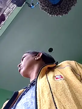 Hotty-Nidhi online show from October 30, 3:52 am