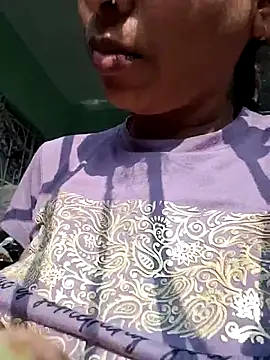 Hotty-Nidhi online show from December 5, 3:26 am