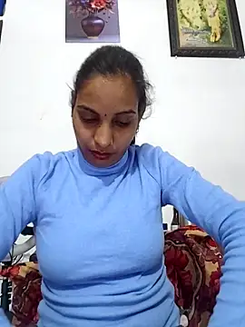 Hotty-Nidhi online show from February 1, 4:49 pm